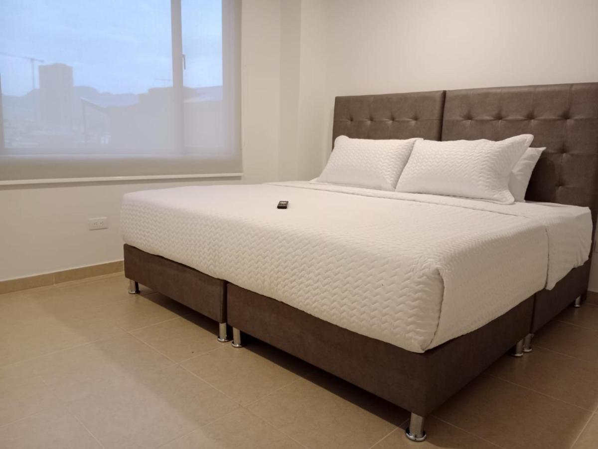 Aparta Suite Plaza Premium Bogotá Exteriör bild