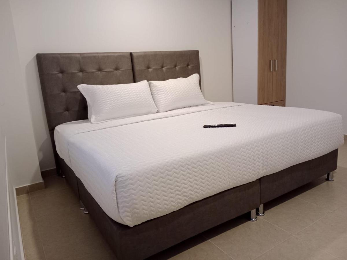 Aparta Suite Plaza Premium Bogotá Exteriör bild